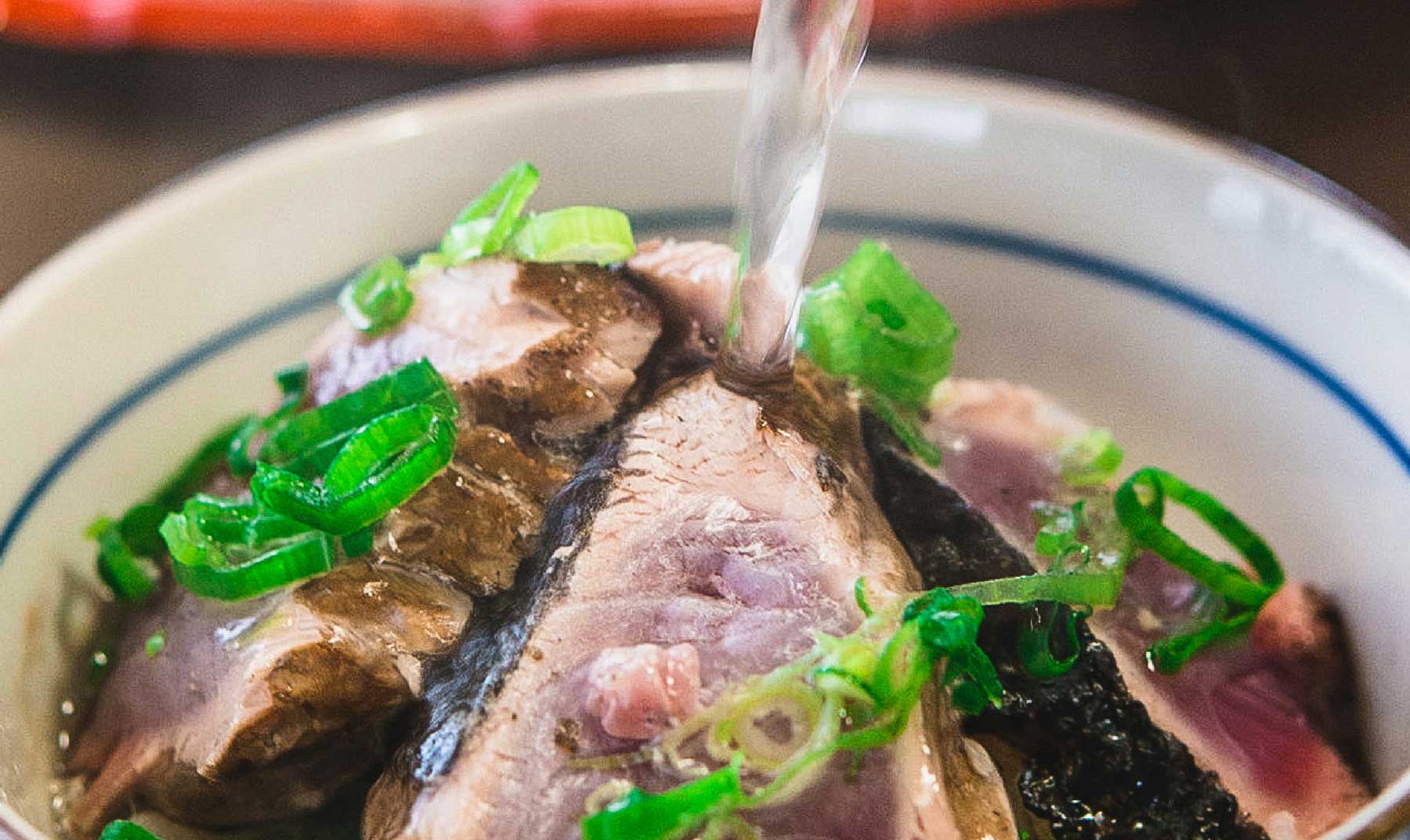 一本釣り漁師町の体験&食事処 黒潮一番館